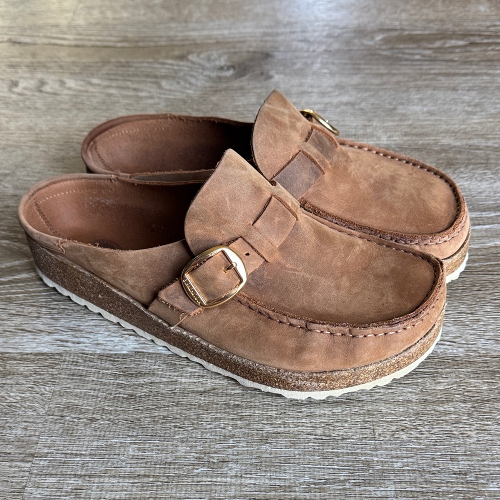 Birkenstock Women’s Buckley Clog in Oiled Leather-Cognac